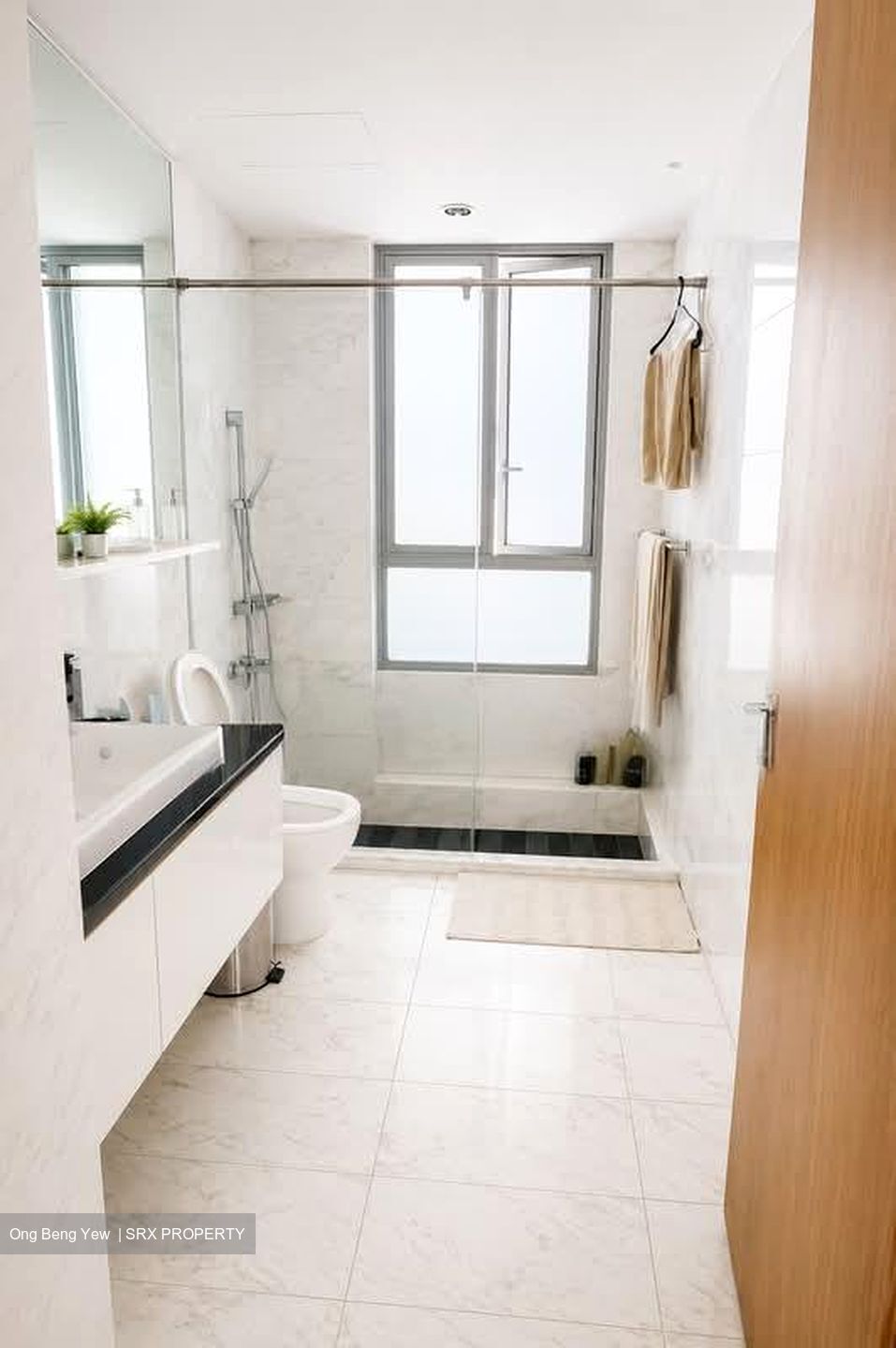 Waterfront Key (D16), Condominium #567696861